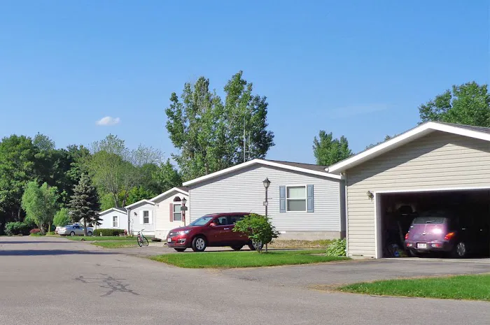Deer Run Mobile Home Estates Picture 2
