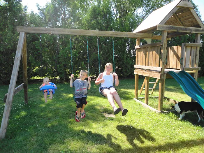 Lil' Bit of Country RV Park Picture 4