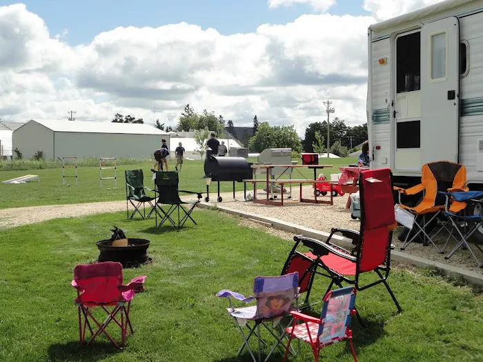 Lil' Bit of Country RV Park Picture 8