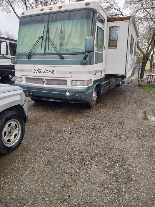 Yolo County Fairgrounds RV Park Picture 4