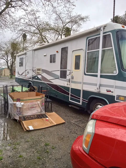Yolo County Fairgrounds RV Park Picture 5