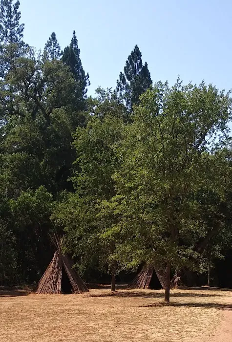 Chaw Se' Roundhouse Picture 8