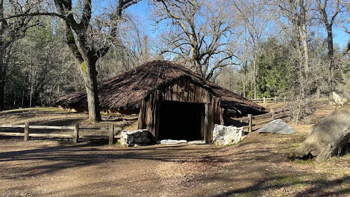Indian Grinding Rock Campground Picture 2