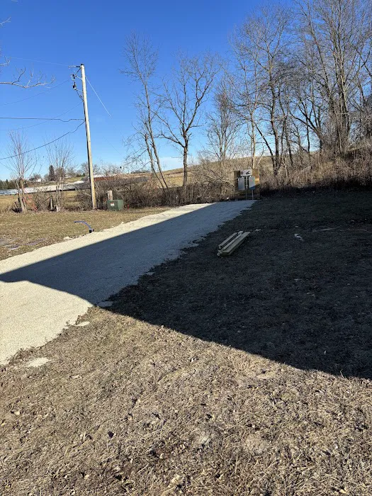 Scenic Bluffs Mobile Home & RV Park Picture 8