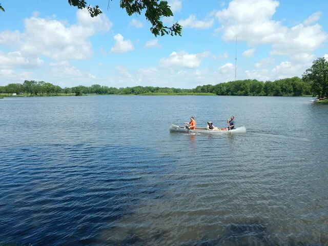 Lakeshore RV Resort & Campground Picture 1