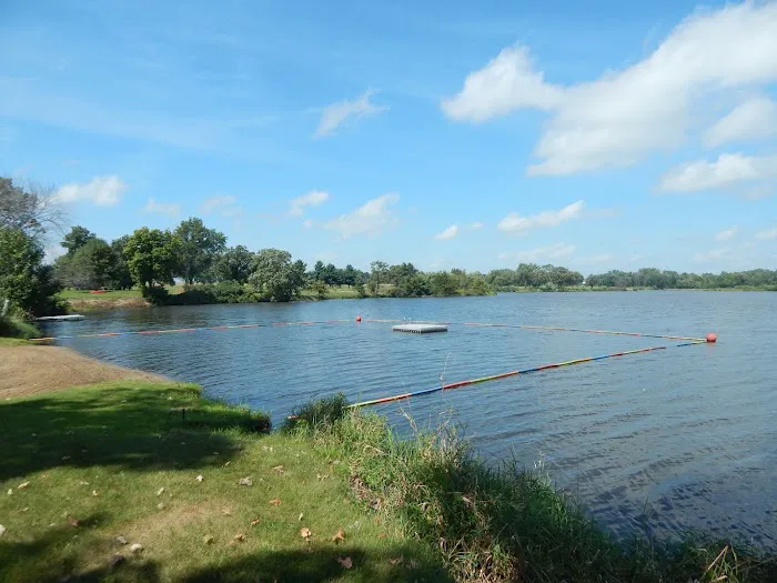 Lakeshore RV Resort & Campground Picture 2