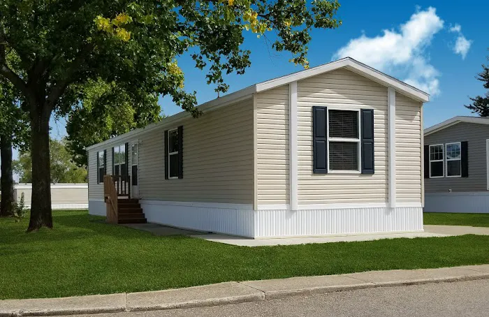 Waukon Mobile Home Community Picture 1