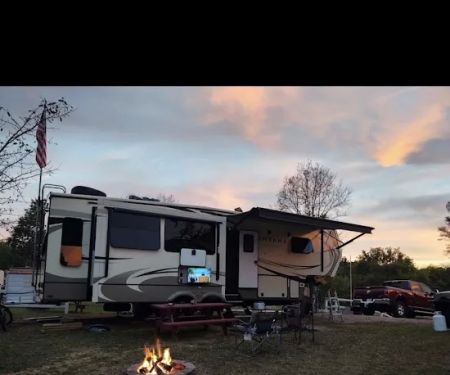 Anthony’s Bar & Grill / Coloma Campground