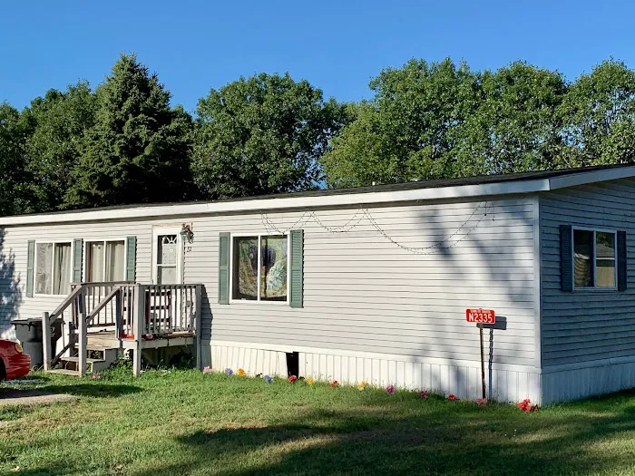 Dakota Capital Mobile Home Community Picture 2
