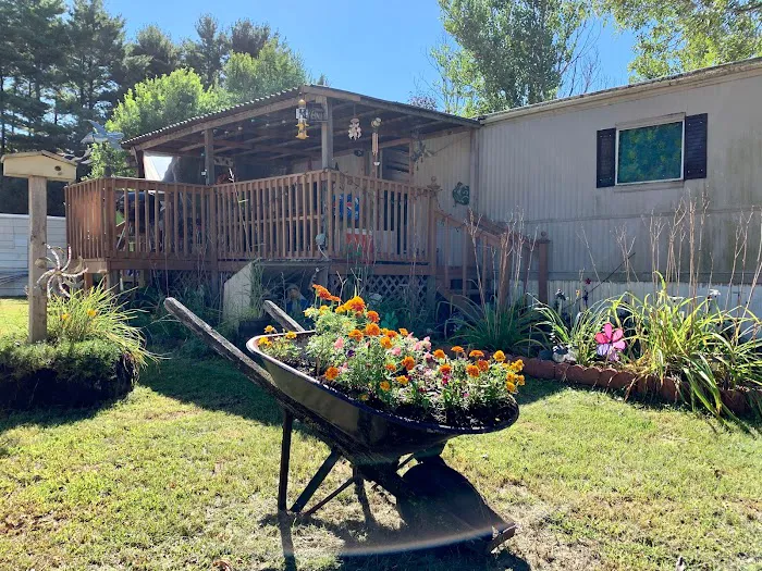 Dakota Capital Mobile Home Community Picture 5