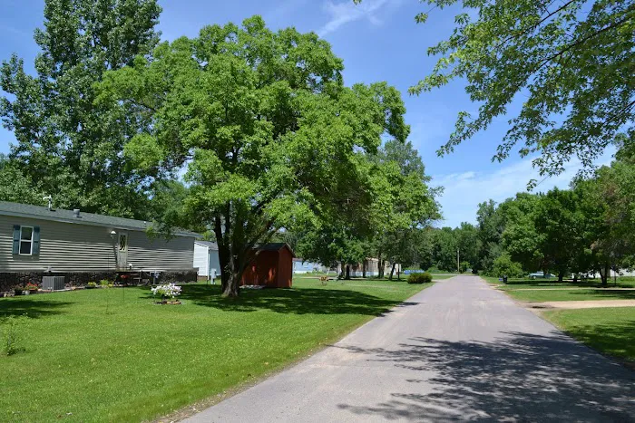 New Lisbon Estates West Picture 4