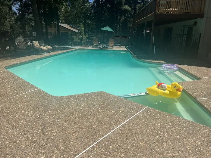 Sopiago Springs Resort Picture 3