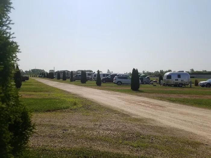 Omro RV Park Picture 7