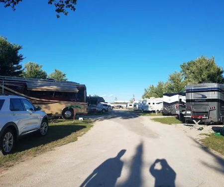 Osh Vegas Palms Resort