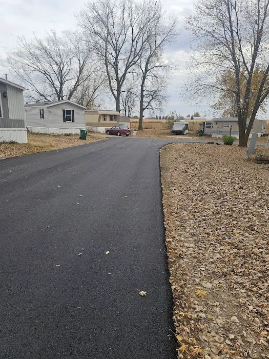 Prairie View Acres (MH & RV Park) Picture 5