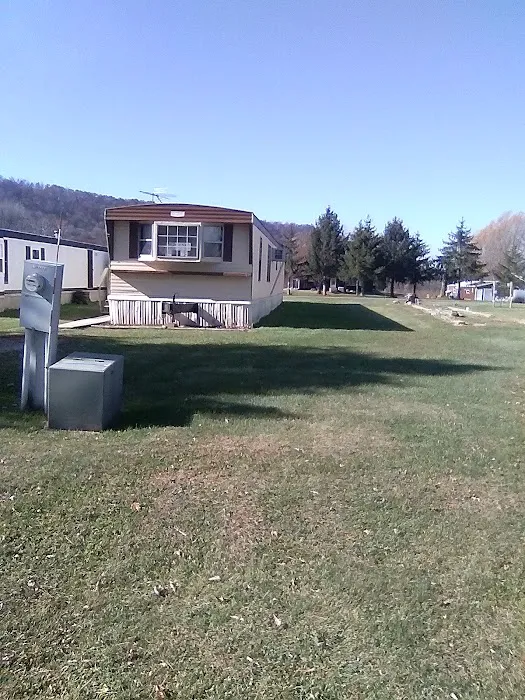 Paradise Valley Mobile Home Park Picture 9