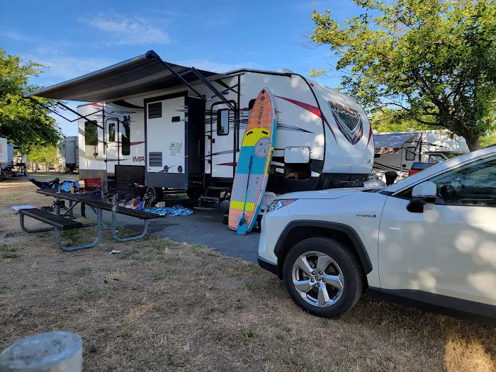 Monument RV Park Picture 7