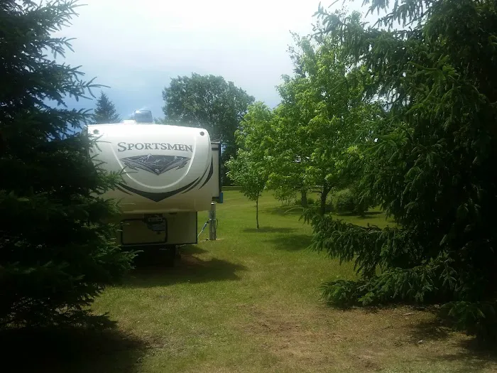 Fountain Lake RV Park and Campground Picture 4