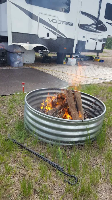 Homegrounds RV Park Picture 6