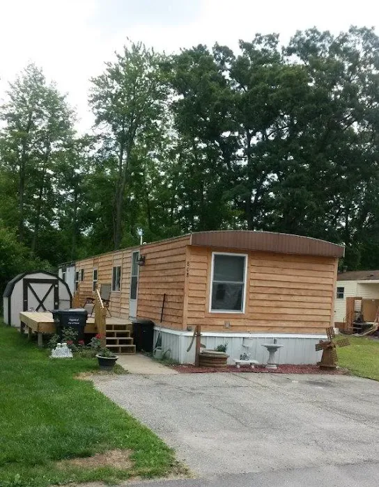 Oakwood Village Picture 6