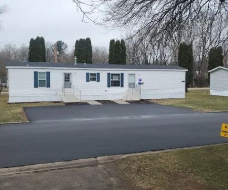 Oak Manor Manufactured Home Community