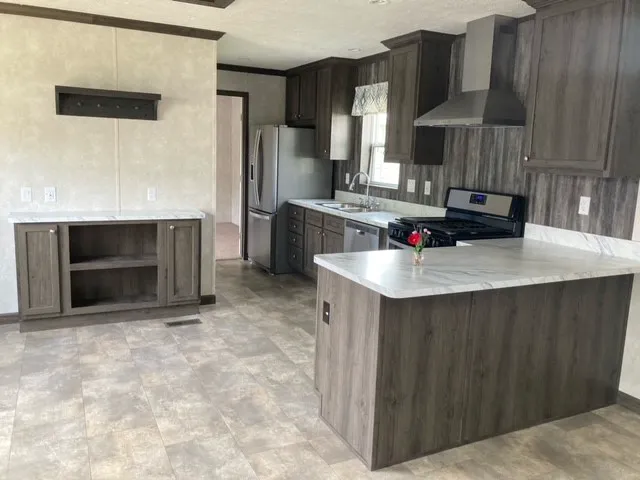 Lakeview Mobile Home Park Picture 2