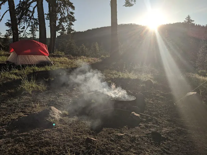 Silvertip Campground Picture 9