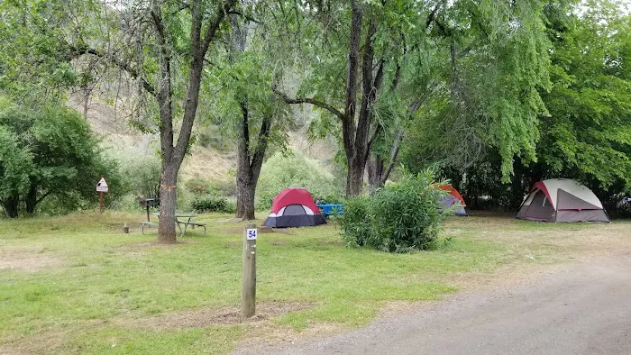 Pleasure Cove campground Picture 10