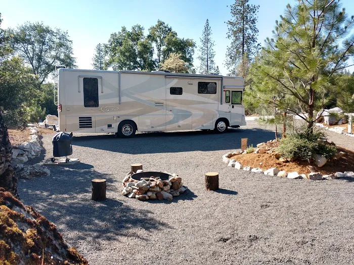 Squirrel Rock RV Campground Picture 4