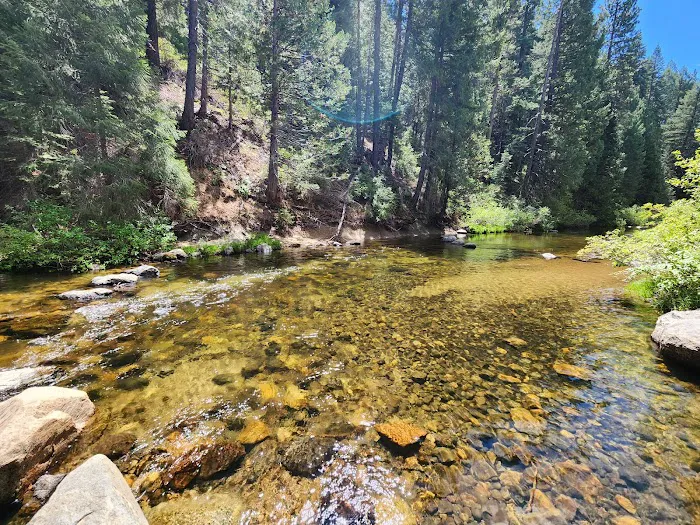 Fraser Flat Campground Picture 3