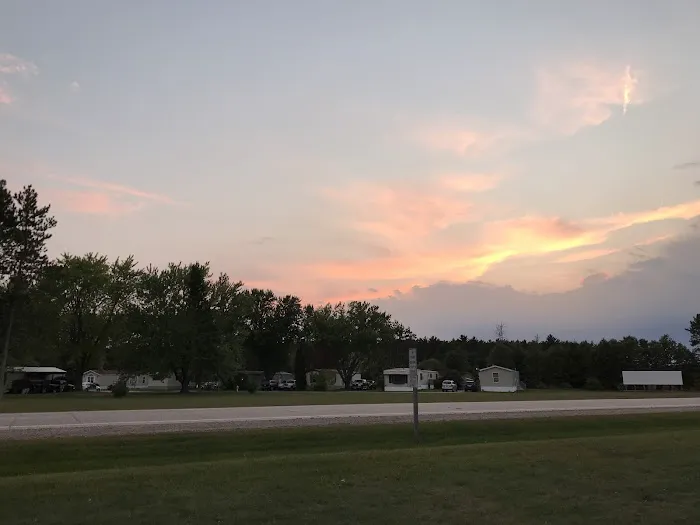 Plover Pointe Manor Manufactured Home Community Picture 1