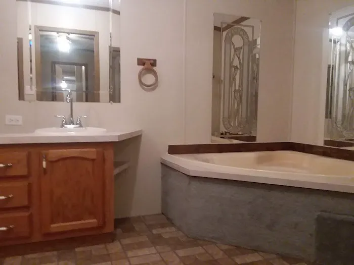 Woodside Village Picture 3