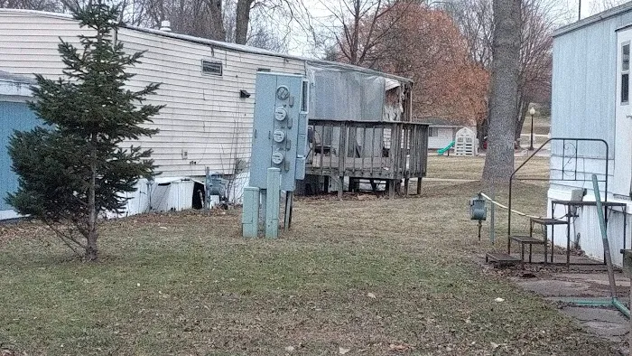Circle Acres Mobile Home Park Picture 10