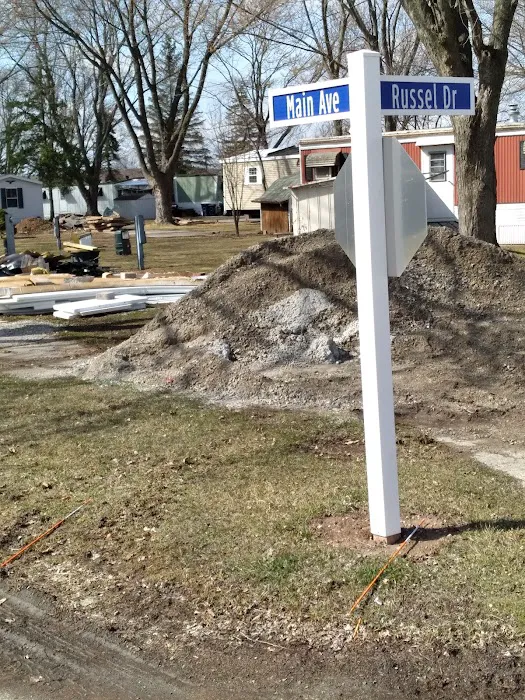 Hickory Lane Manufactured Home Community Picture 4