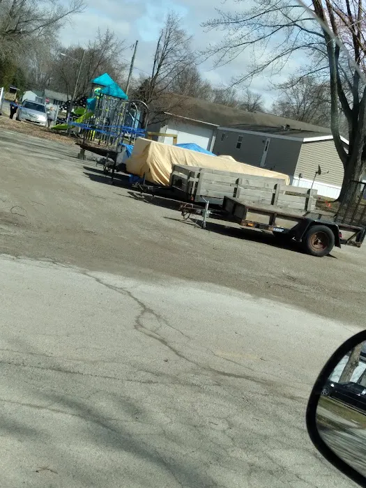 Hickory Lane Manufactured Home Community Picture 9