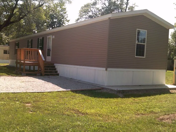 Greenleaf Acres Mobile Home Park Picture 6