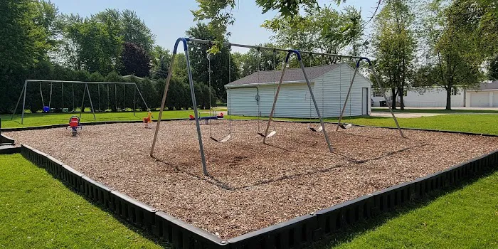 Greenleaf Acres Mobile Home Park Picture 4