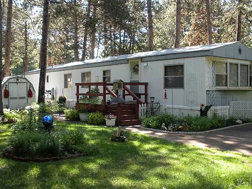 Evergreen Villa Manufactured Home Community Picture 1