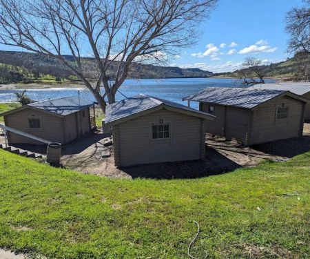 Lake Tulloch RV Campground & Marina