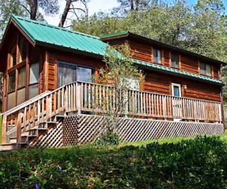 Yosemite Pines RV Resort & Family Lodging