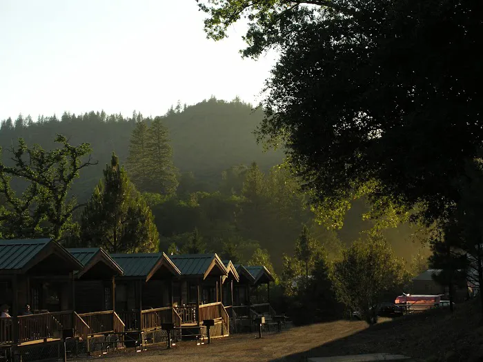 Yosemite Pines RV Resort & Family Lodging Picture 10