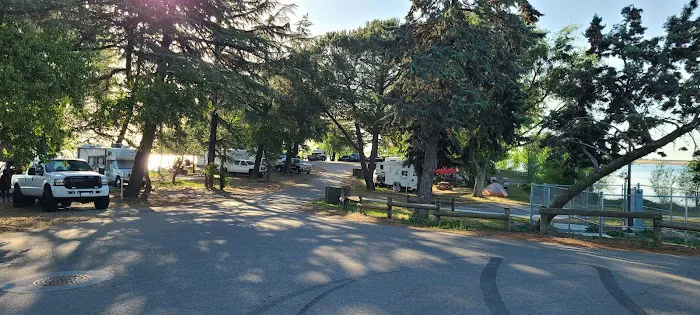 T - Island Campground Picture 2