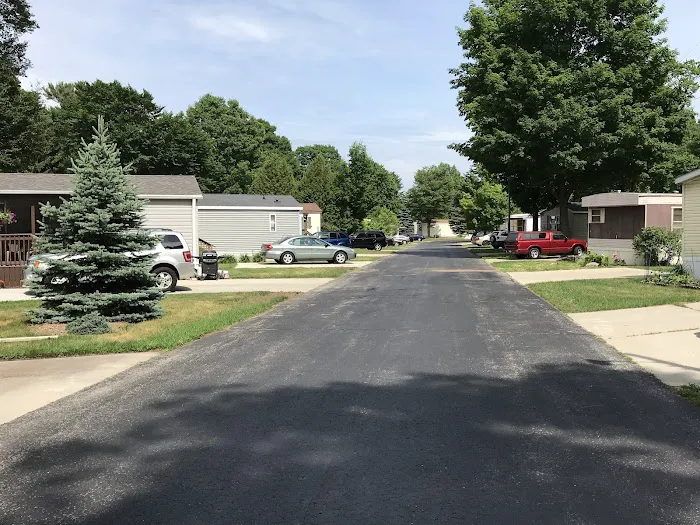 Sommer’s Woodhaven Community Picture 2