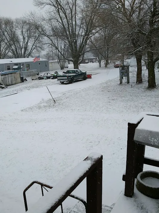 Pinecrest Mobile Home Par Picture 2