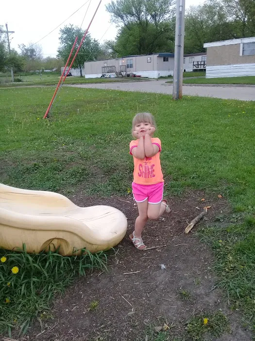 Pinecrest Mobile Home Par Picture 5