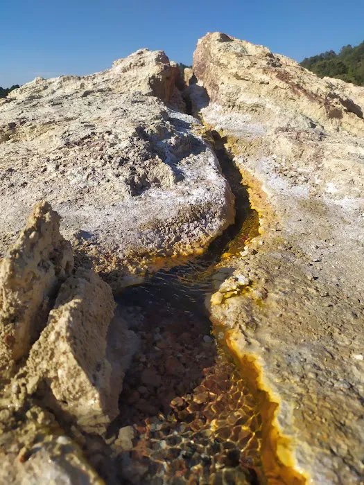 Travertine Hot Springs Picture 4