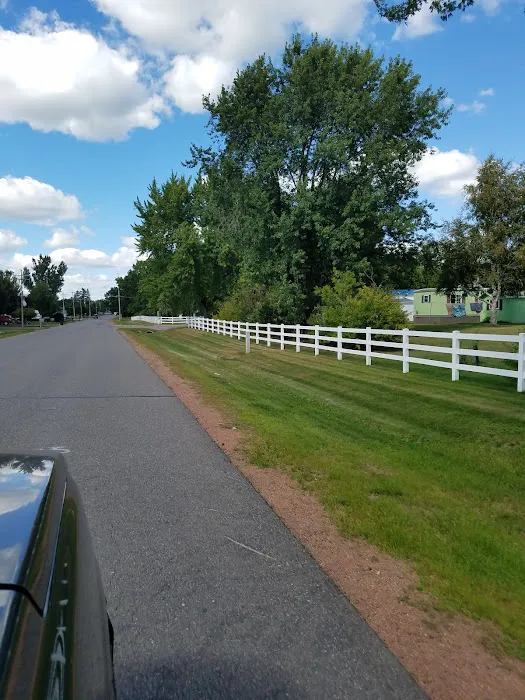 Colonial Gardens Picture 1