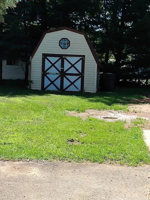 Colonial Gardens Picture 9