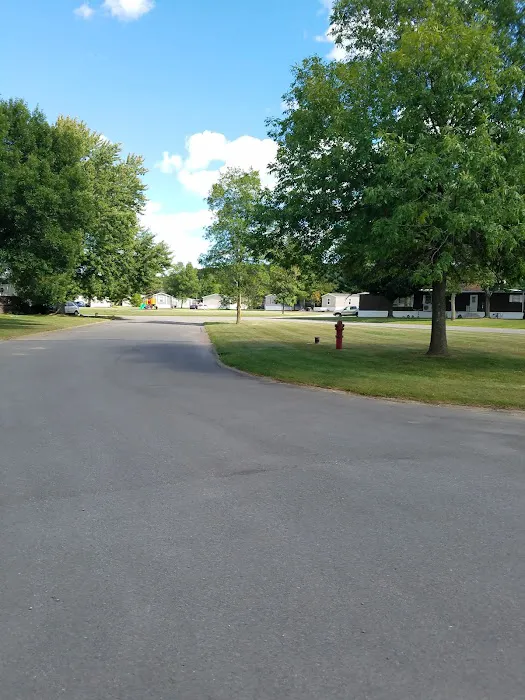 Colonial Gardens Picture 6