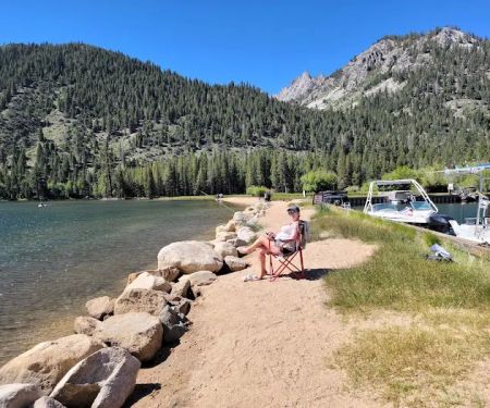 Annett's Mono Village